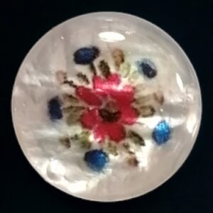 Perlmuttknopf BA2 rote Blume Mitte mit blauen Blümchen Rand