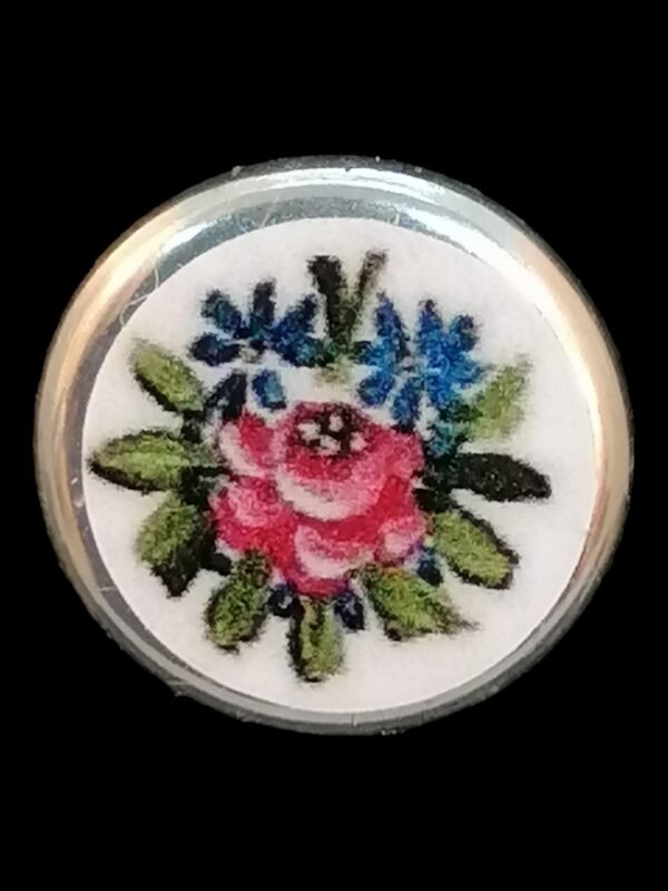 BA1 Bauernrose mit blauen Blumen